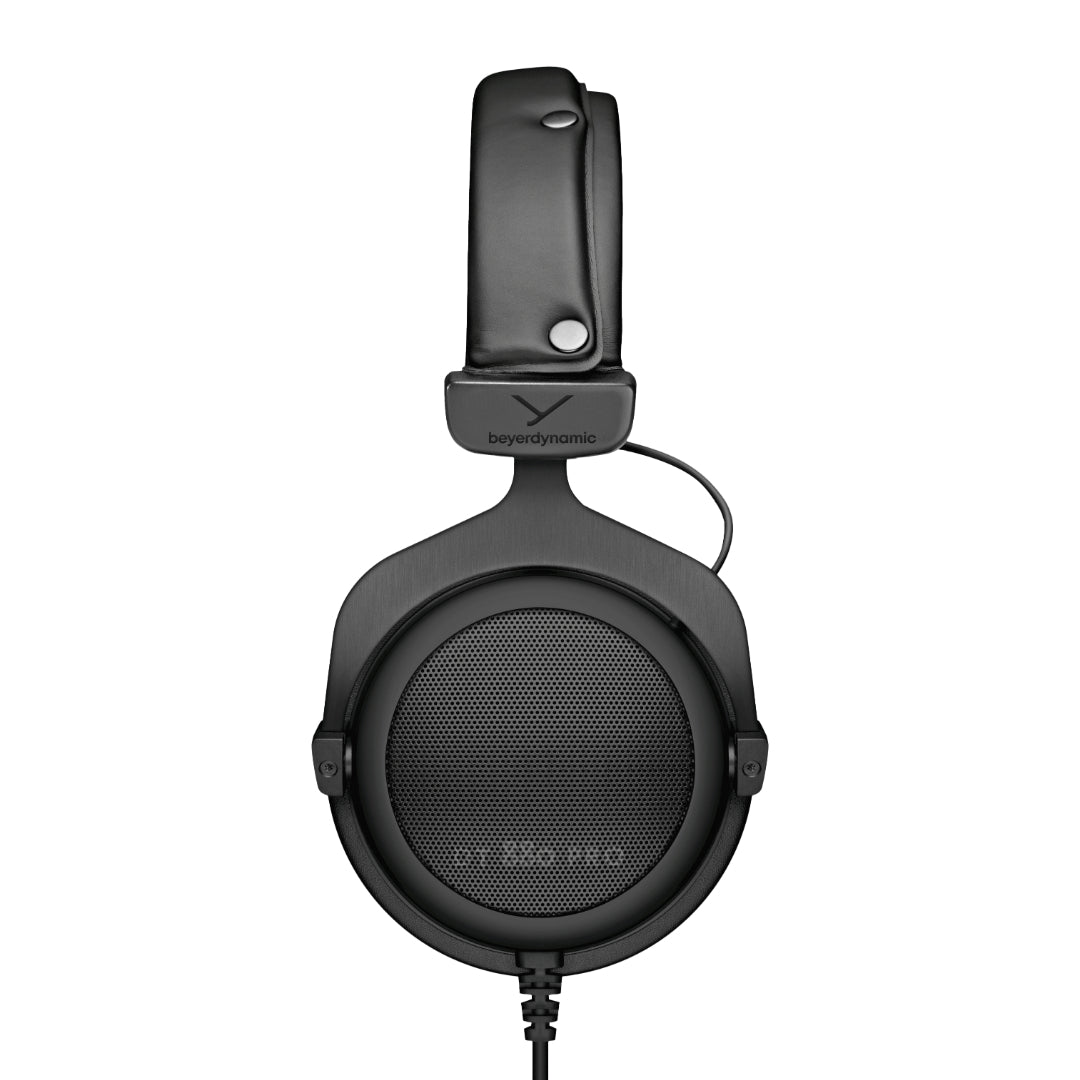 250 Beyerdynamic DT880 PRO buying Studio Headphones